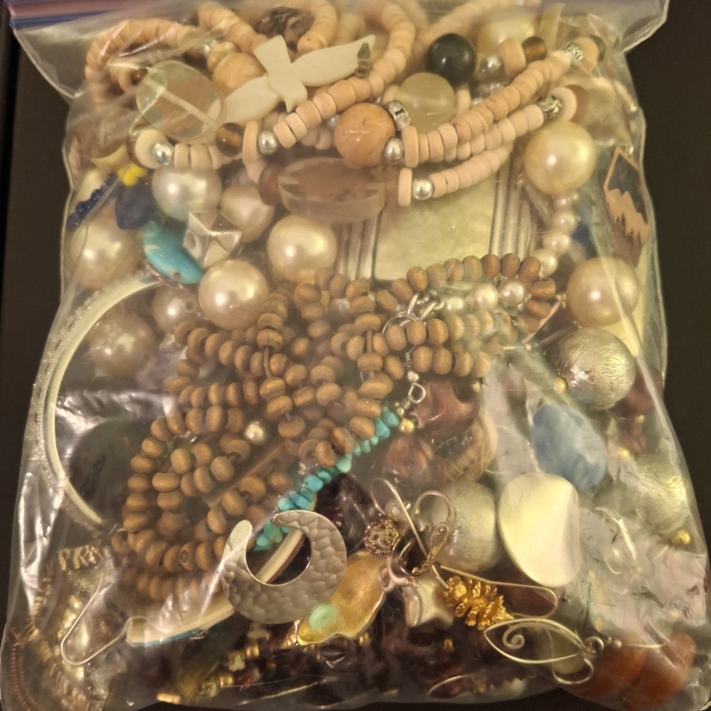 FREE SHIPPING - Jewelry Craft Bits And Pieces Lets Keep This Out Of The Landfill